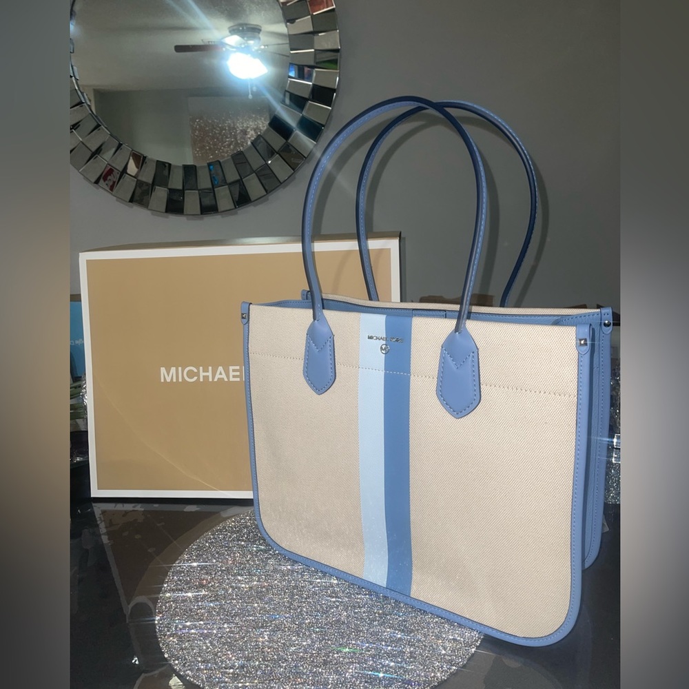 NWT Micheal kors  blue Heidi Large Stripe Canvas  laptop Tote Bag original  300 - Picture 2 of 16